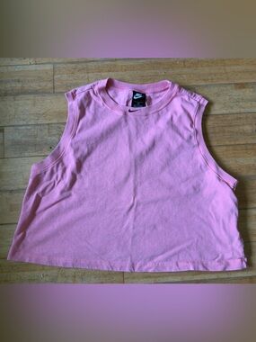 Nike Pink Cropped Tank
